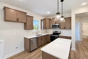 301 Hudson Vlg Dr, La Grange, NC 28551 - Photo 6