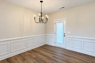 301 Hudson Vlg Dr, La Grange, NC 28551 - Photo 4