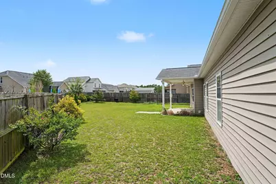 3033 N Kilchattan Drive, Fayetteville, NC 28306 - Photo 30
