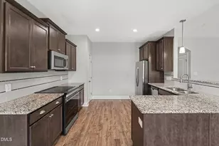 3033 N Kilchattan Dr, Fayetteville, NC 28306 - Photo 12