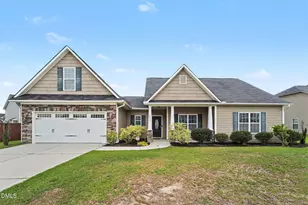 3033 N Kilchattan Dr, Fayetteville, NC 28306 - Photo 1