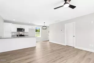 227 Rae St, Warsaw, NC 28398 - Photo 2