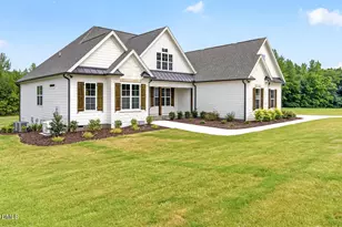 125 Water Willow Dr, Zebulon, NC 27597 - Photo 2