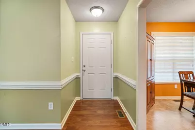 299 Park Lane, Coats, NC 27521 - Photo 8