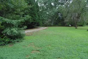1121 S Cokesbury Rd, Henderson, NC 27537 - Photo 6