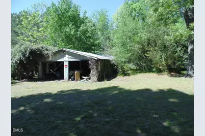 1121 S Cokesbury Road, Henderson, NC 27537 - Photo 10
