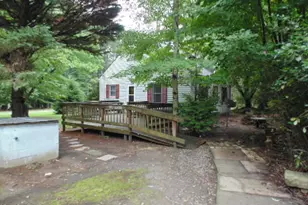 1121 S Cokesbury Rd, Henderson, NC 27537 - Photo 4