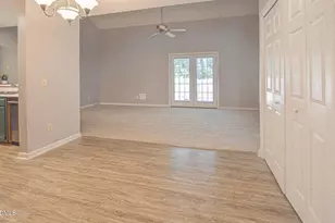 5114 Lamppost Cir, Wilmington, NC 28403 - Photo 8