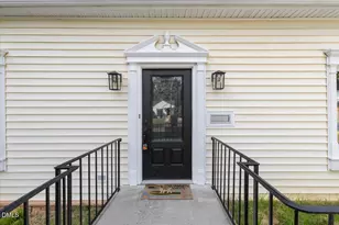 1023 S Main St, Burlington, NC 27215 - Photo 6