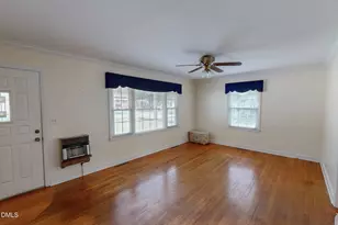907 Frank St, Roxboro, NC 27573 - Photo 14