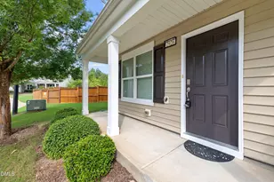 2926 Berkeley Springs Pl, Raleigh, NC 27616 - Photo 4
