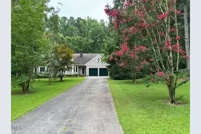 10608 Lake Place, Zebulon, NC 27597 - Photo 2