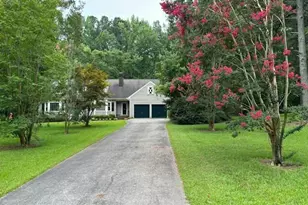 10608 Lake Pl, Zebulon, NC 27597 - Photo 2