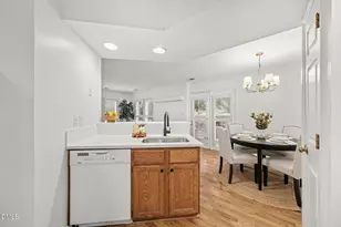 1402 Barton Pl Dr, Raleigh, NC 27608 - Photo 8