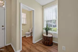 1903 Whirlaway Ct, Cary, NC 27519 - Photo 8