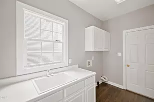 406 Cricketfield Ln, Cary, NC 27518 - Photo 26