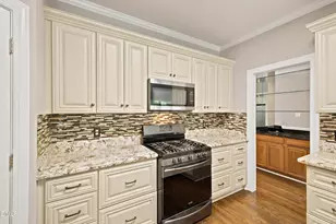 406 Cricketfield Ln, Cary, NC 27518 - Photo 24