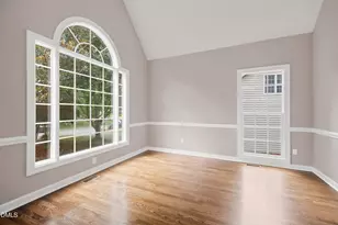 406 Cricketfield Ln, Cary, NC 27518 - Photo 10