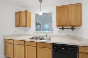 95 Wembley Ct, Youngsville, NC 27596 - Photo 8