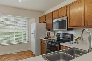 306 Wax Myrtle Ct, Cary, NC 27513 - Photo 6