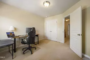 5916 Longeria Ct, Raleigh, NC 27612 - Photo 32