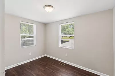 221 Turner Street, Holly Springs, NC 27540 - Photo 18