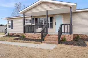 1410 Darby Dr, Raeford, NC 28376 - Photo 2