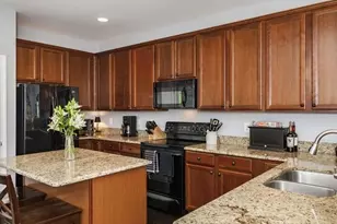 340 Kinellan Ln, Cary, NC 27519 - Photo 10