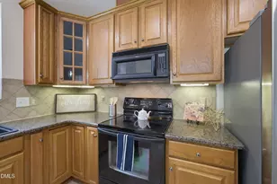 213 Vista Brooke Dr, Morrisville, NC 27560 - Photo 12