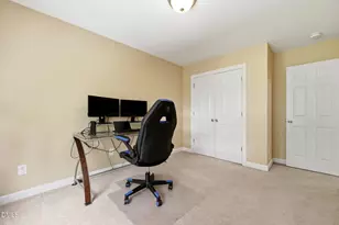 227 Kenmont Dr, Holly Springs, NC 27540 - Photo 24