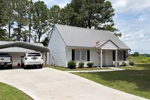2704 Stoneybrook Rd, Farmville, NC 27828 - Photo 2