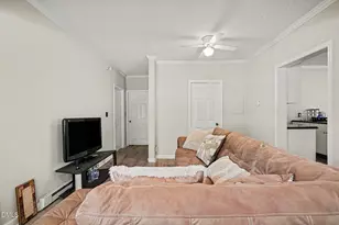 502 N Cypress St, Wendell, NC 27591 - Photo 6