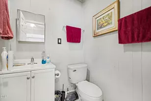 502 N Cypress St, Wendell, NC 27591 - Photo 10