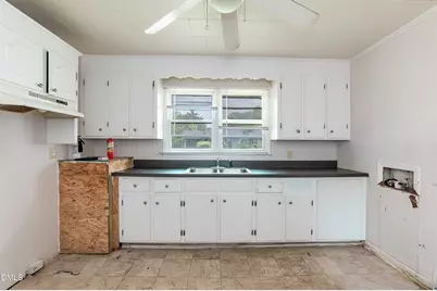 117 Warren Avenue, Oxford, NC 27565 - Photo 16