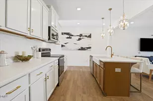 56 Paperwhite Pl, Clayton, NC 27527 - Photo 6