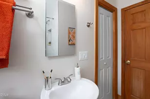 109 S 10th St, Mebane, NC 27302 - Photo 28