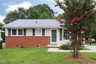 109 S 10th Street, Mebane, NC 27302 - Photo 2