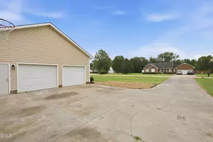 90 Fred McLeod Ln, Coats, NC 27521 - Photo 48