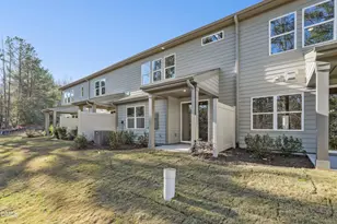 408 Kipling Ln, Chapel Hill, NC 27516 - Photo 2
