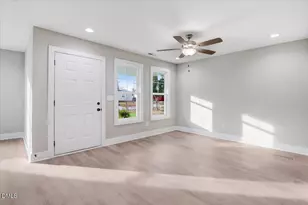 710 S Washington Ave, Dunn, NC 28334 - Photo 6