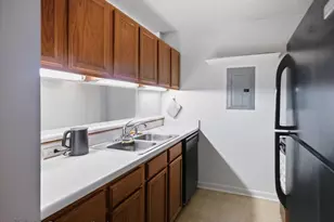1231 University Ct, Raleigh, NC 27606 - Photo 12