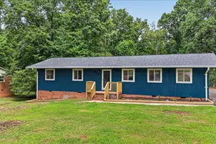 524 W Bywood Dr, Durham, NC 27712 - Photo 8