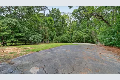 524 W Bywood Drive, Durham, NC 27712 - Photo 32