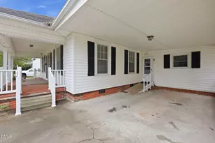 402 S 13th St, Erwin, NC 28339 - Photo 6