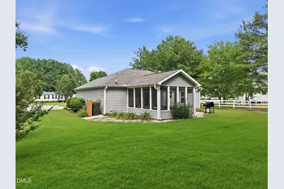 108 Forest Island Avenue, Smithfield, NC 27577 - Photo 8