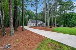 65 Summit Ridge Ct, Youngsville, NC 27596 - Photo 2