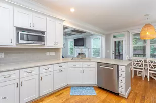505 Northwood Dr, Raleigh, NC 27609 - Photo 2