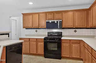 224 Ashdale Dr, Fuquay-Varina, NC 27526 - Photo 12