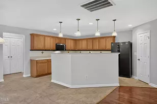 224 Ashdale Dr, Fuquay-Varina, NC 27526 - Photo 10