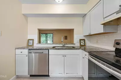 875 Martin Luther King Junior Boulevard #Apt 4, Chapel Hill, NC 27514 - Photo 12